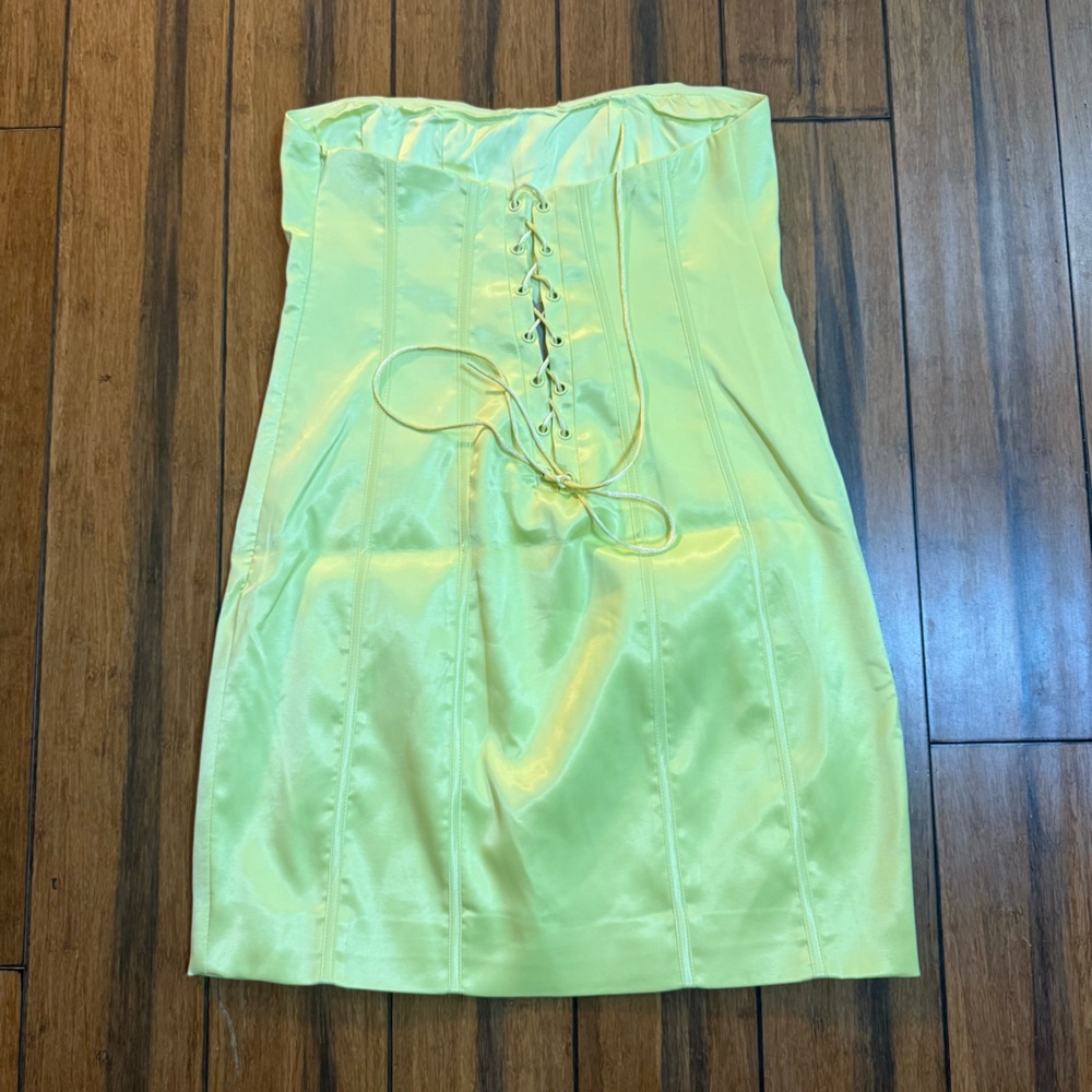 Meshki Dress - Picture 3 of 3